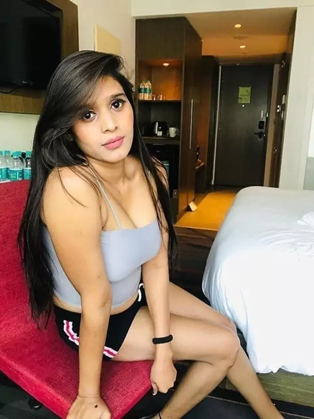 कॉल गर्ल्स सर्विस सावोमबुंग